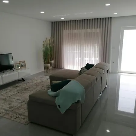 Apartamento Familia Carvalhais *